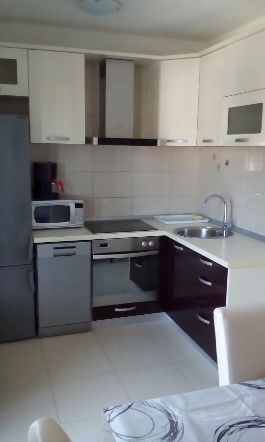 Ana I Predrag -lopar Apartma *